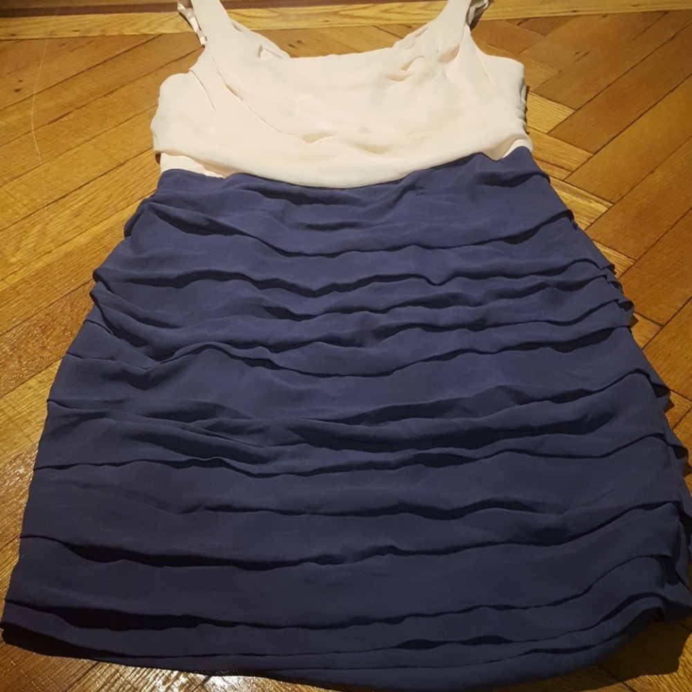 Fitted Ruched Dress - Picture 2 of 3